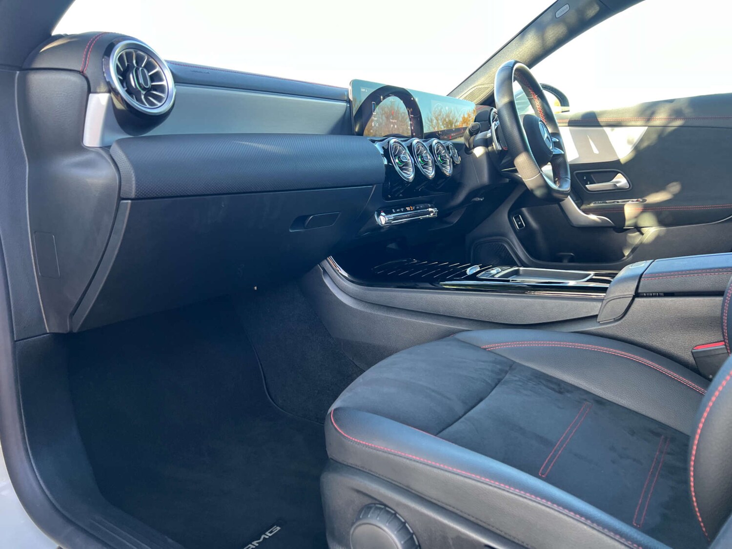 Used Mercedes-Benz CLA 2023 for sale - 76665406: Photo 33