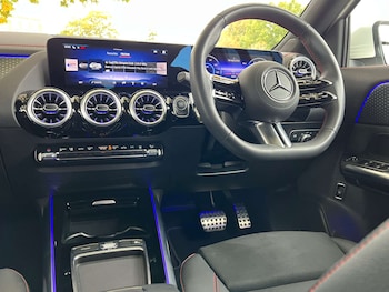 Used Mercedes-Benz EQA 2024 for sale - 76080218: Photo 4