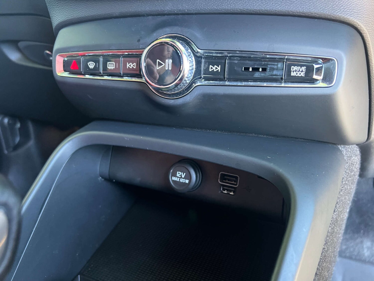 Used Volvo XC40 2020 for sale - 76017057: Photo 45