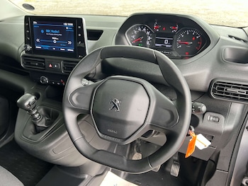 Used Peugeot Partner 2023 for sale - 75616185: Photo