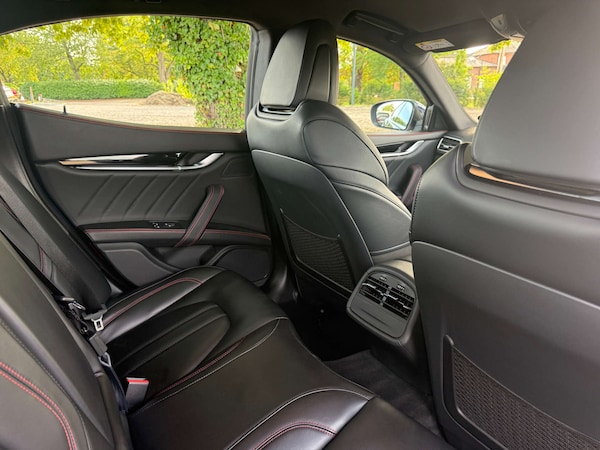 Used Maserati Ghibli 2022 for sale - 76277589: Photo 31