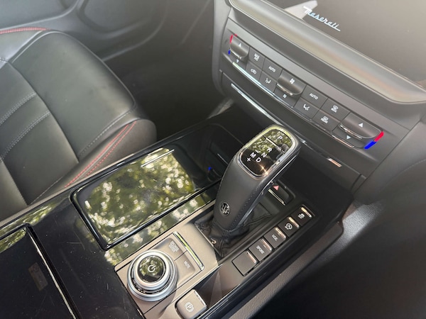 Used Maserati Ghibli 2022 for sale - 76277589: Photo 38