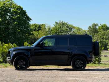 Used Land Rover Defender 2025 for sale - 74604535: Photo