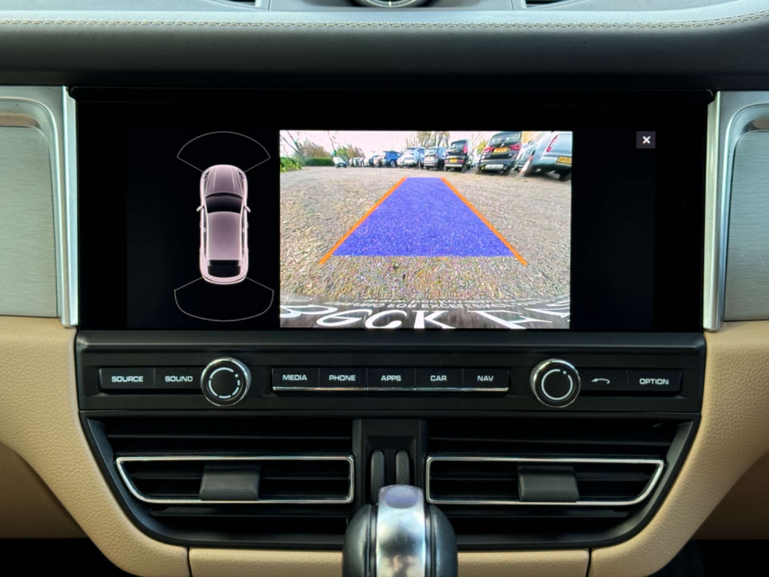 Used Porsche Macan 2020 for sale - 76363572: Photo 13