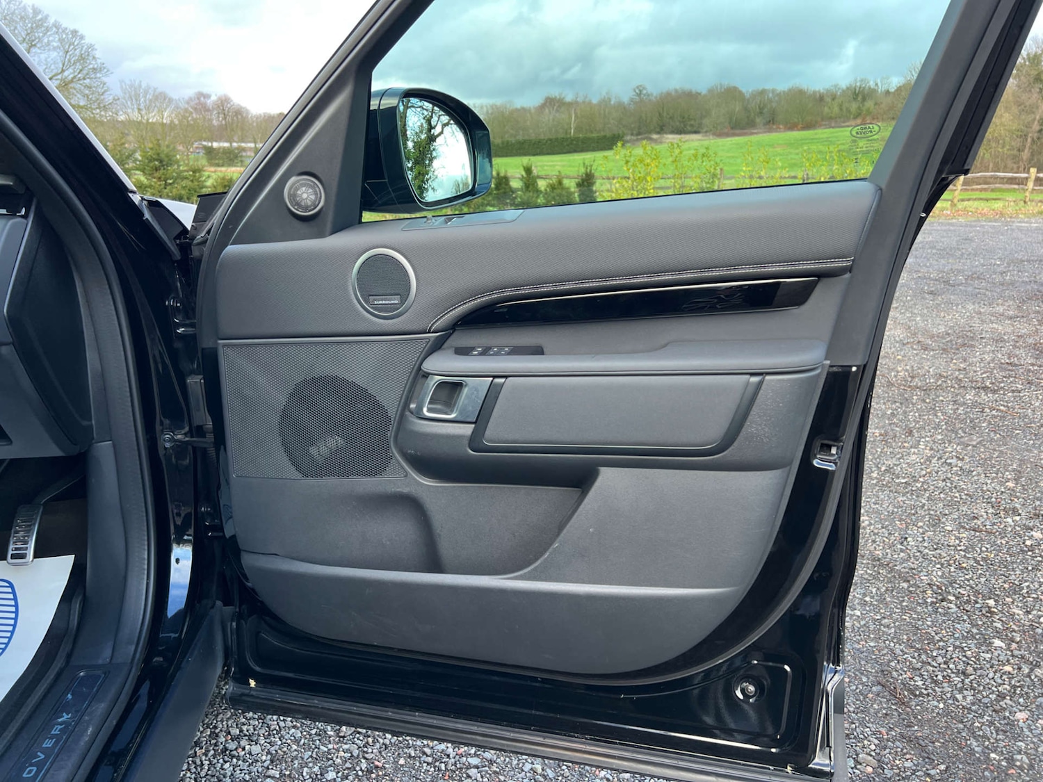 Used Land Rover Discovery 2024 for sale - 77422797: Photo 26