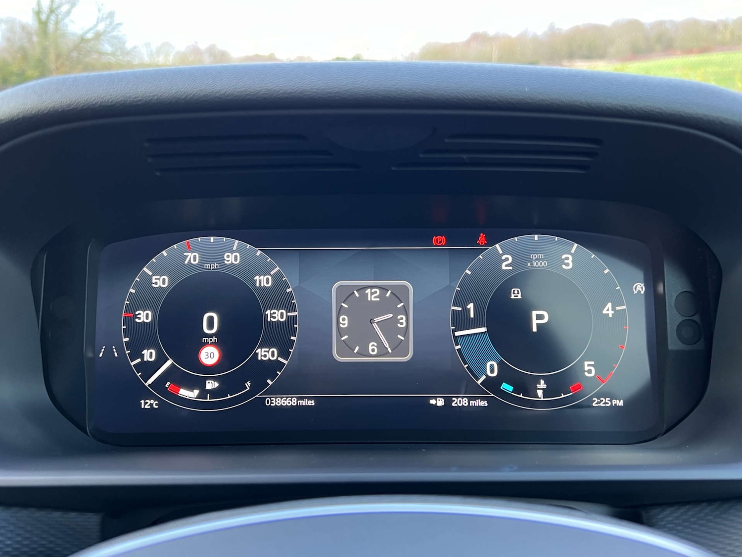 Used Land Rover Discovery 2024 for sale - 77422797: Photo 40