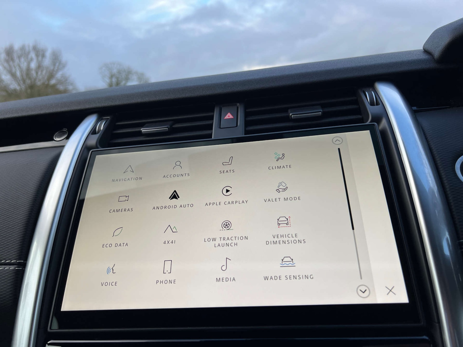 Used Land Rover Discovery 2024 for sale - 77422797: Photo 48