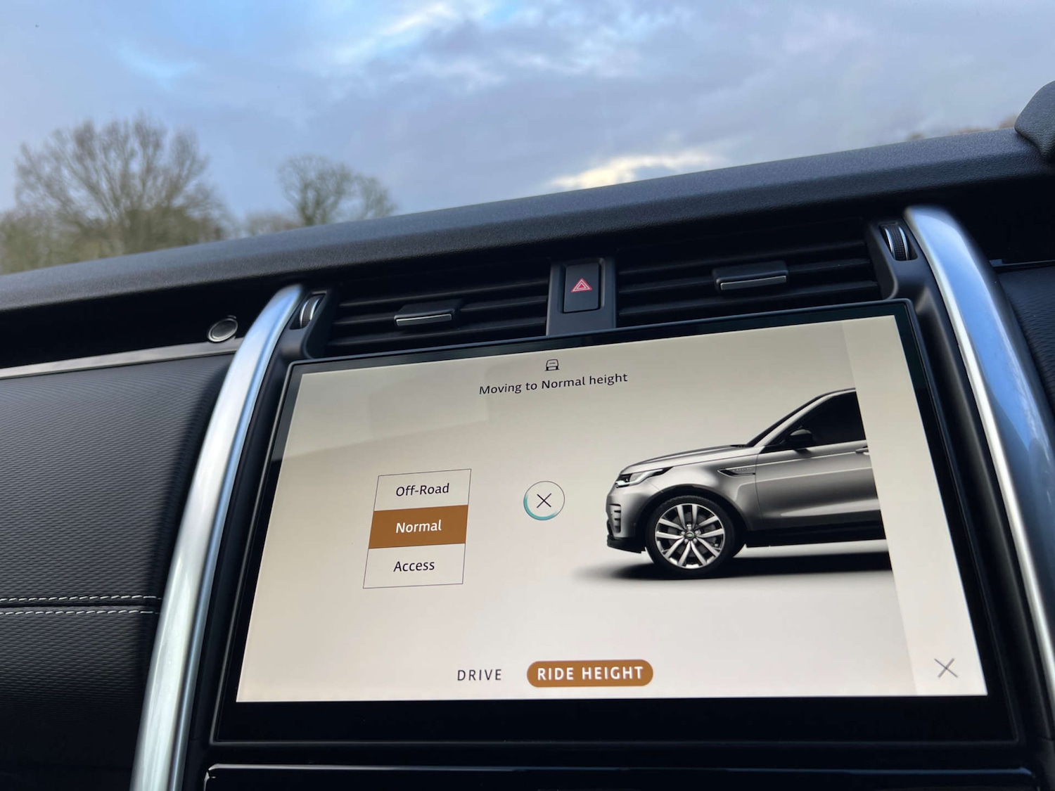 Used Land Rover Discovery 2024 for sale - 77422797: Photo 50