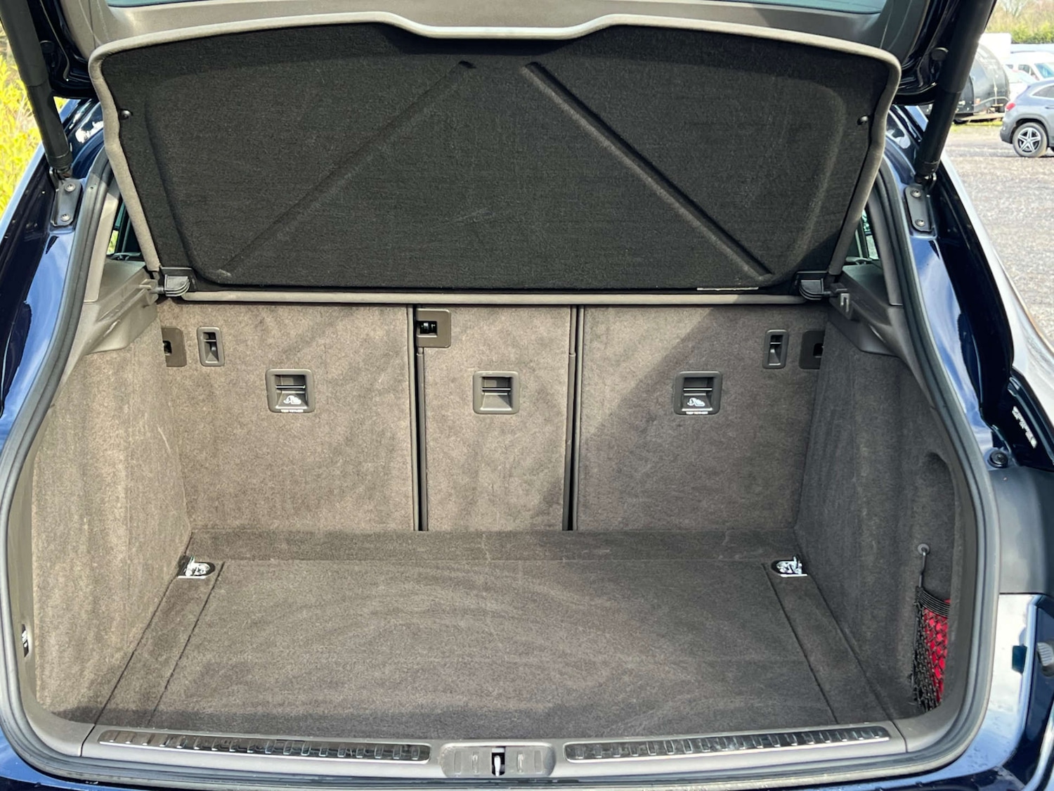 Used Porsche Macan 2017 for sale - 77368186: Photo 11