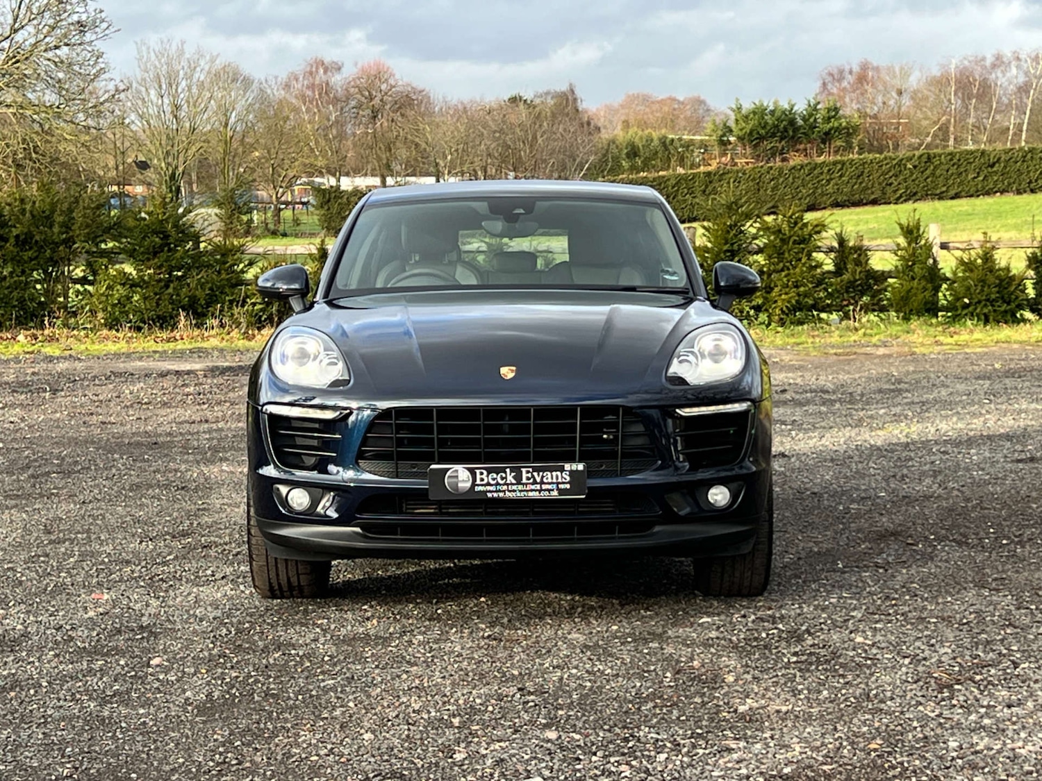 Used Porsche Macan 2017 for sale - 77368186: Photo 2
