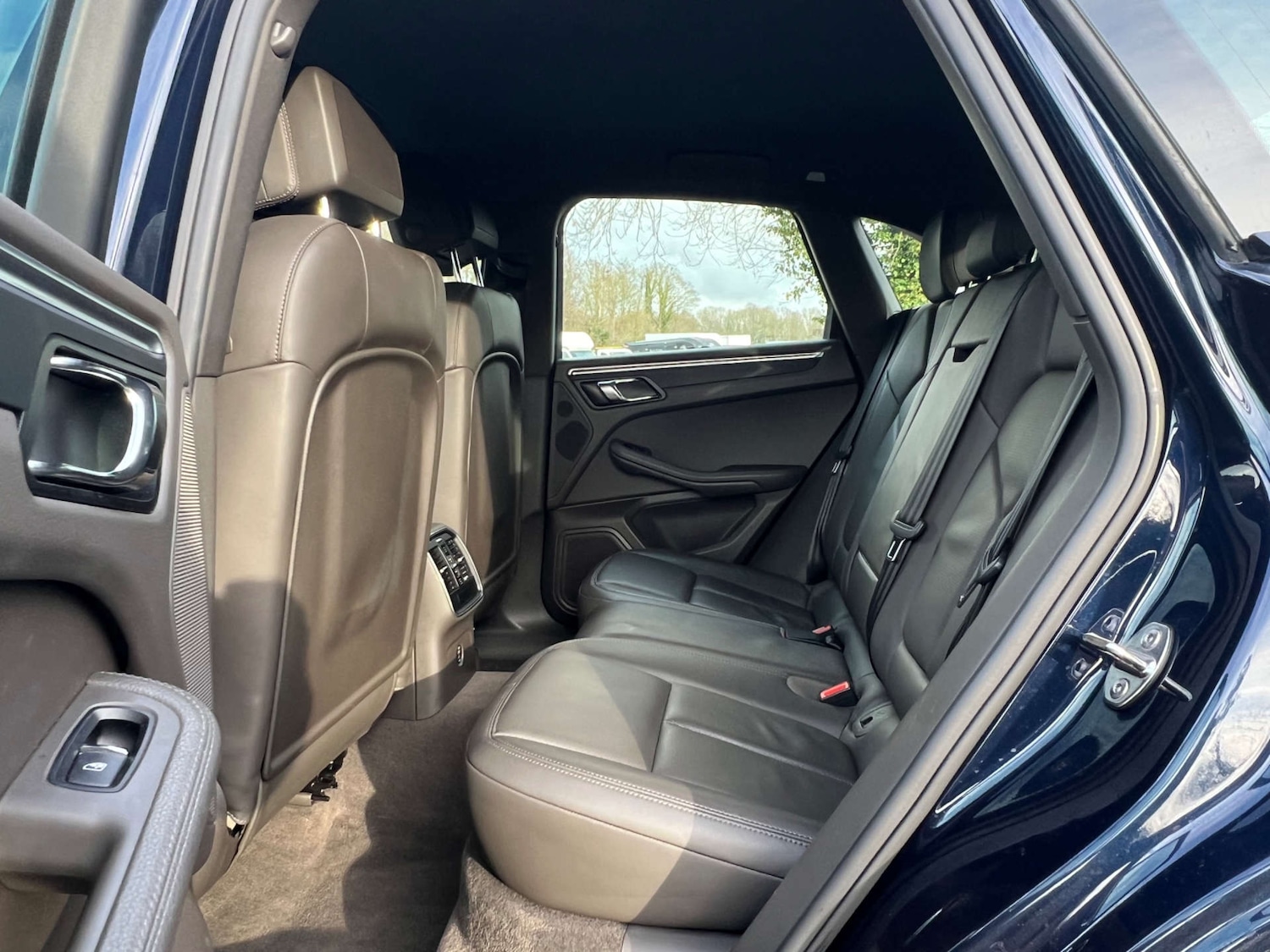 Used Porsche Macan 2017 for sale - 77368186: Photo 26