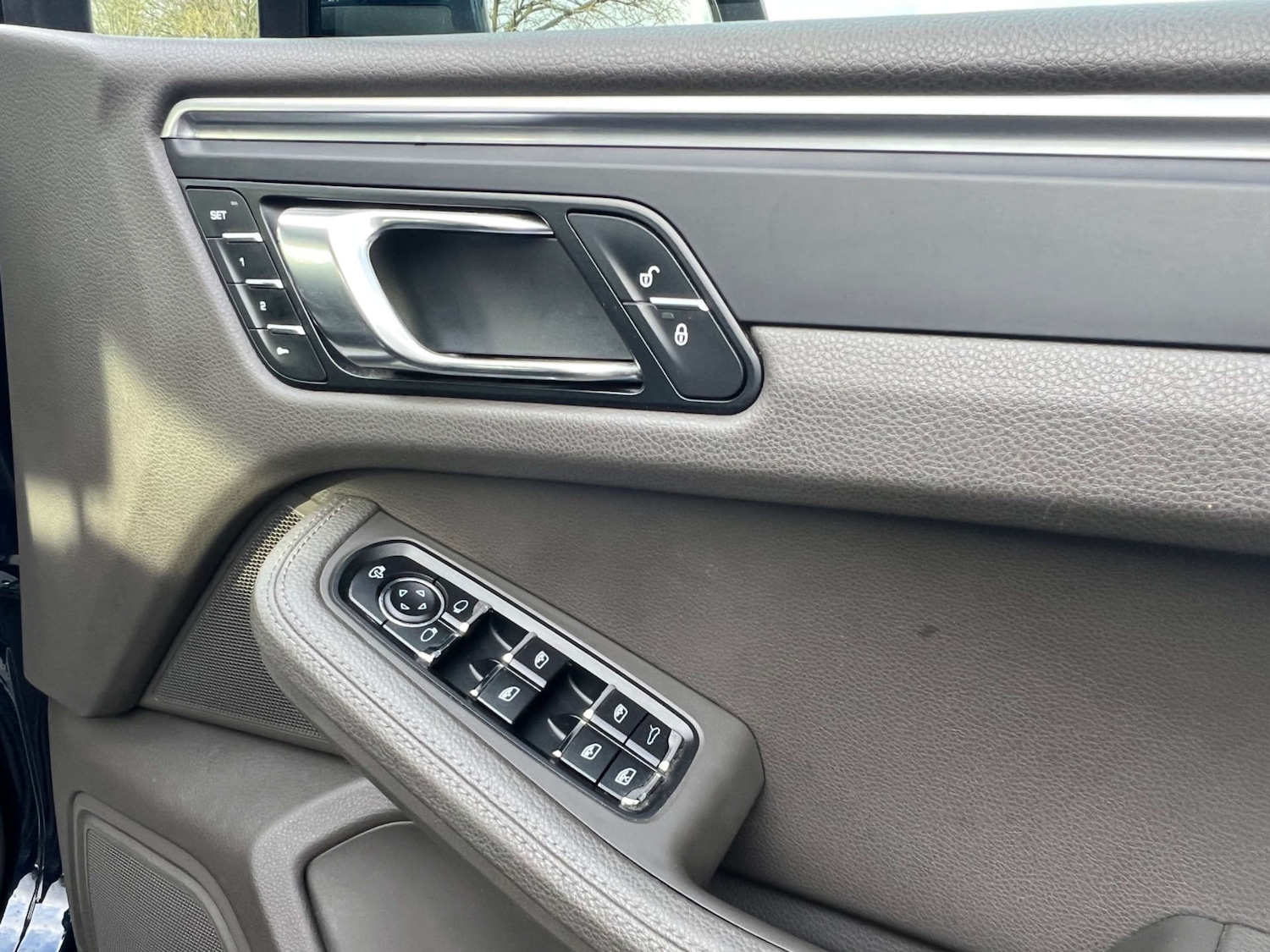 Used Porsche Macan 2017 for sale - 77368186: Photo 29