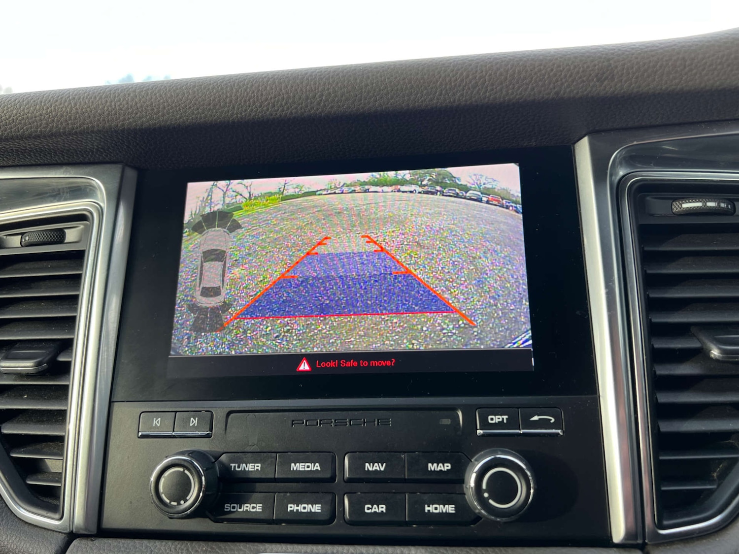 Used Porsche Macan 2017 for sale - 77368186: Photo 32