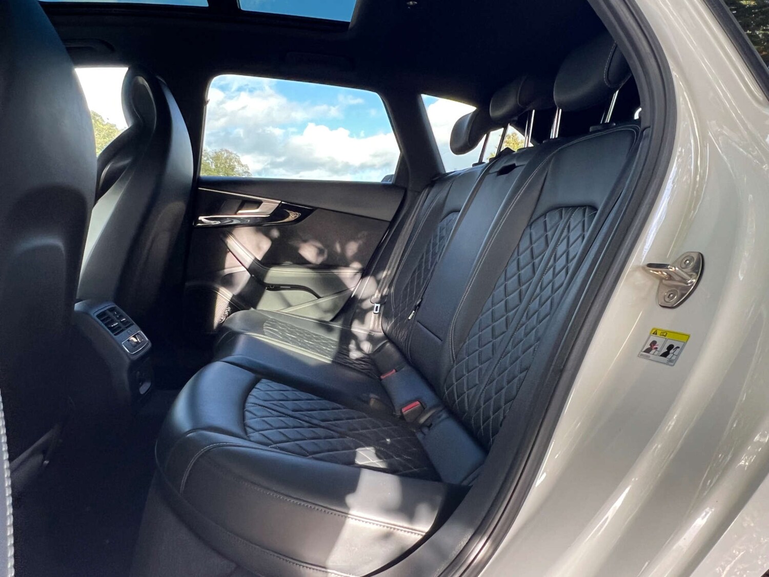 Used Audi A4 2018 for sale - 75920584: Photo 33