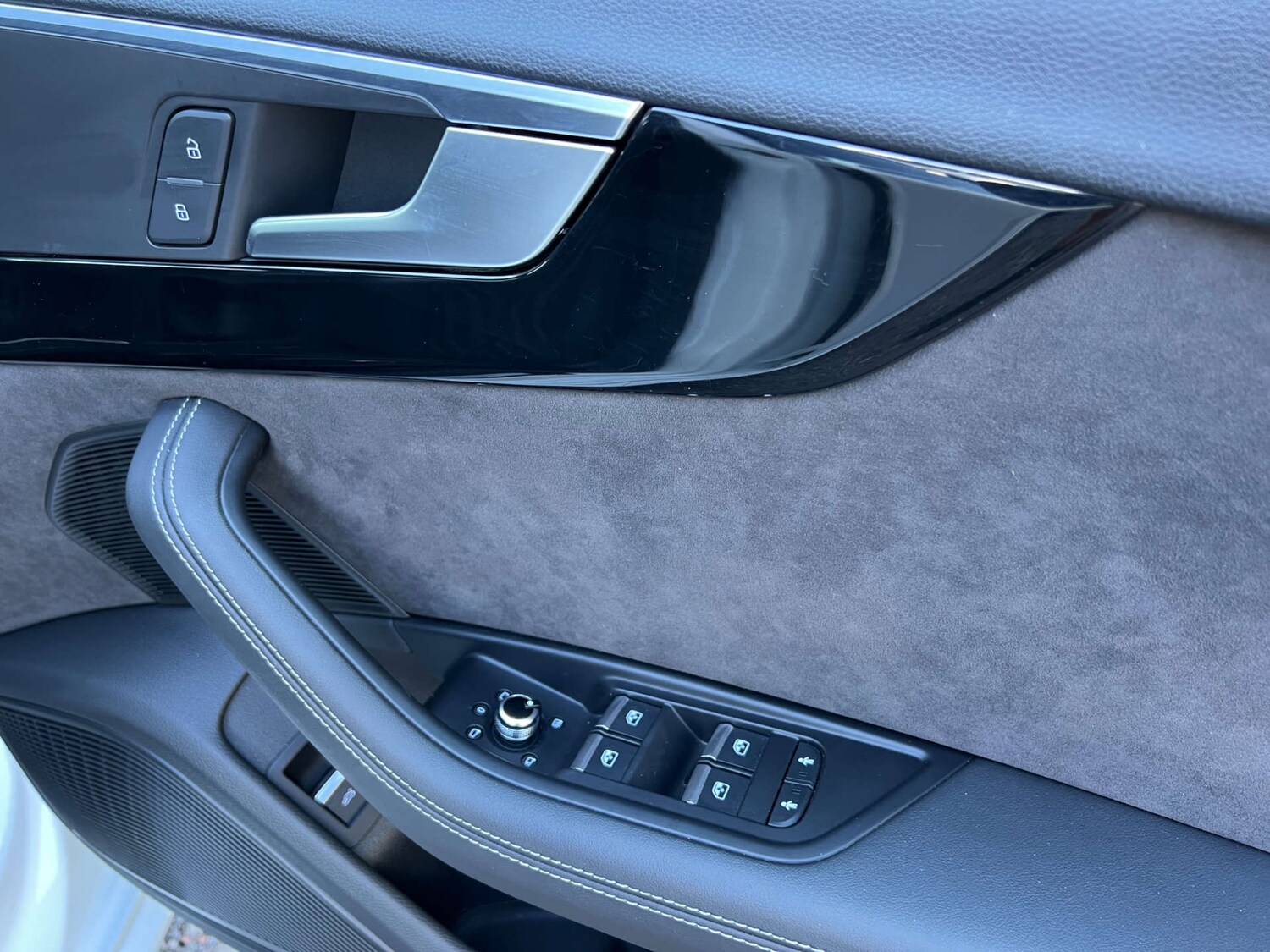 Used Audi A4 2018 for sale - 75920584: Photo 55