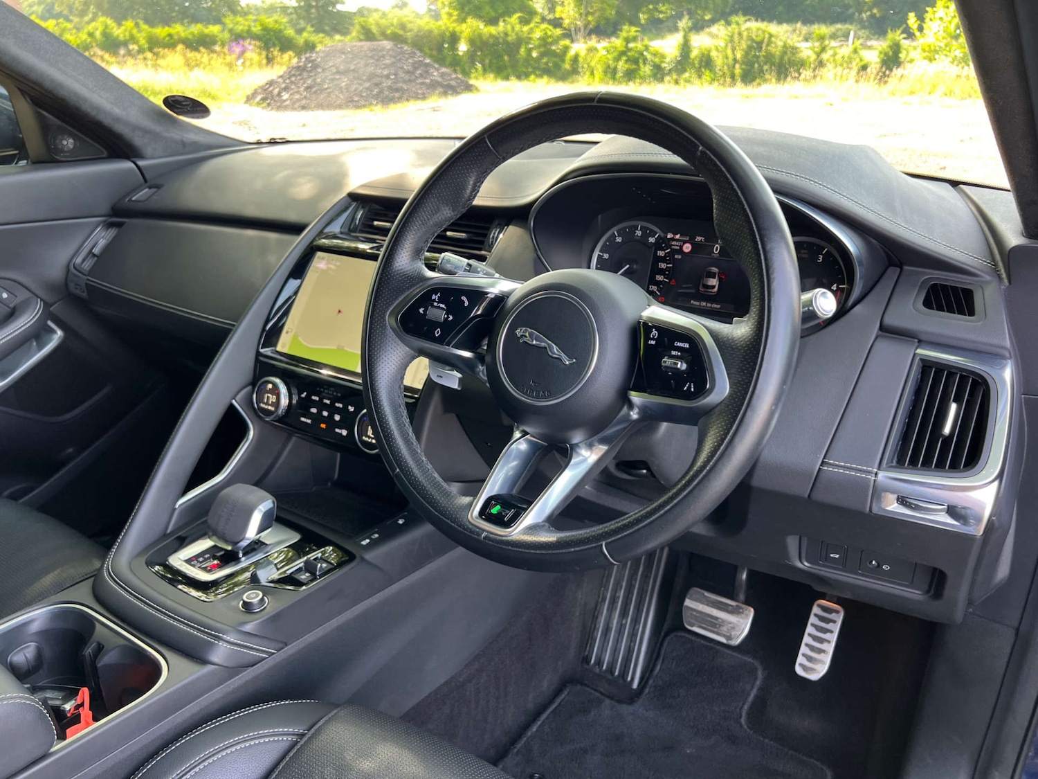 Used Jaguar E-Pace 2021 for sale - 76836429: Photo 25