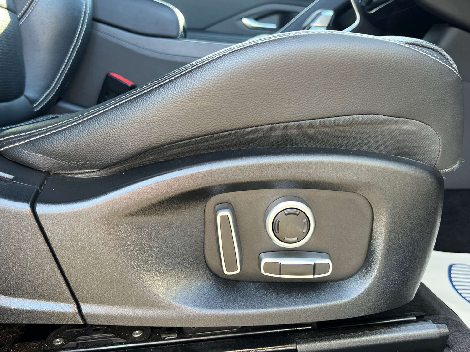 Used Jaguar E-Pace 2021 for sale - 76836429: Photo 47