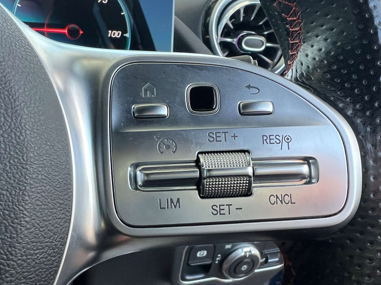 Used Mercedes-Benz EQA 2021 for sale - 76344996: Photo 57