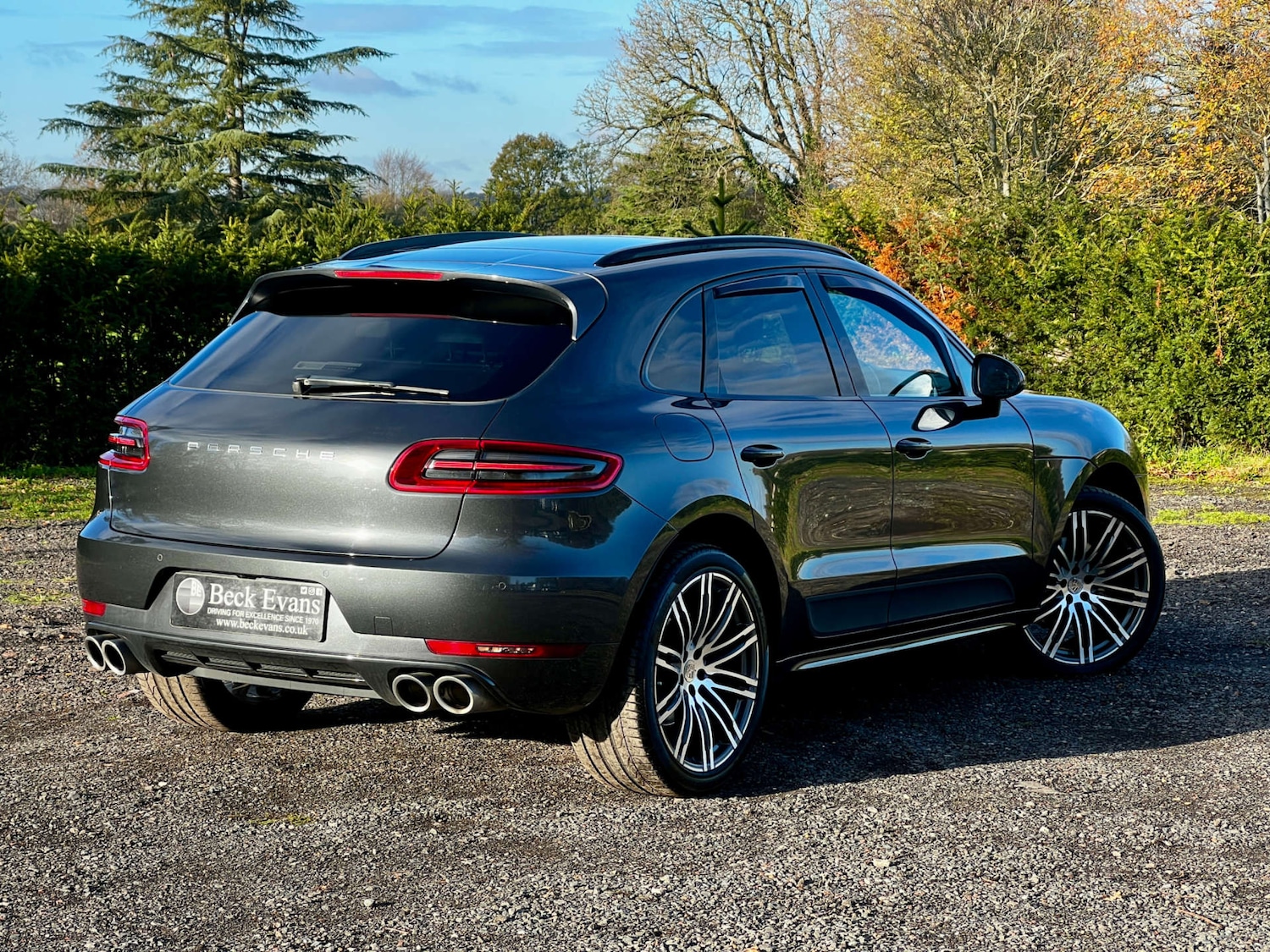 Used Porsche Macan 2017 for sale - 76686693: Photo 22
