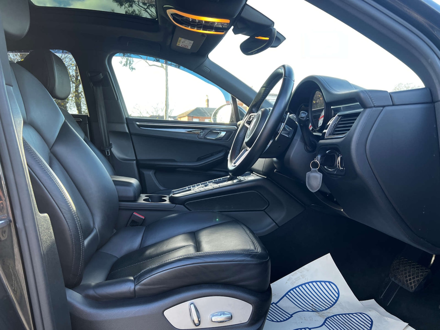 Used Porsche Macan 2017 for sale - 76686693: Photo 25