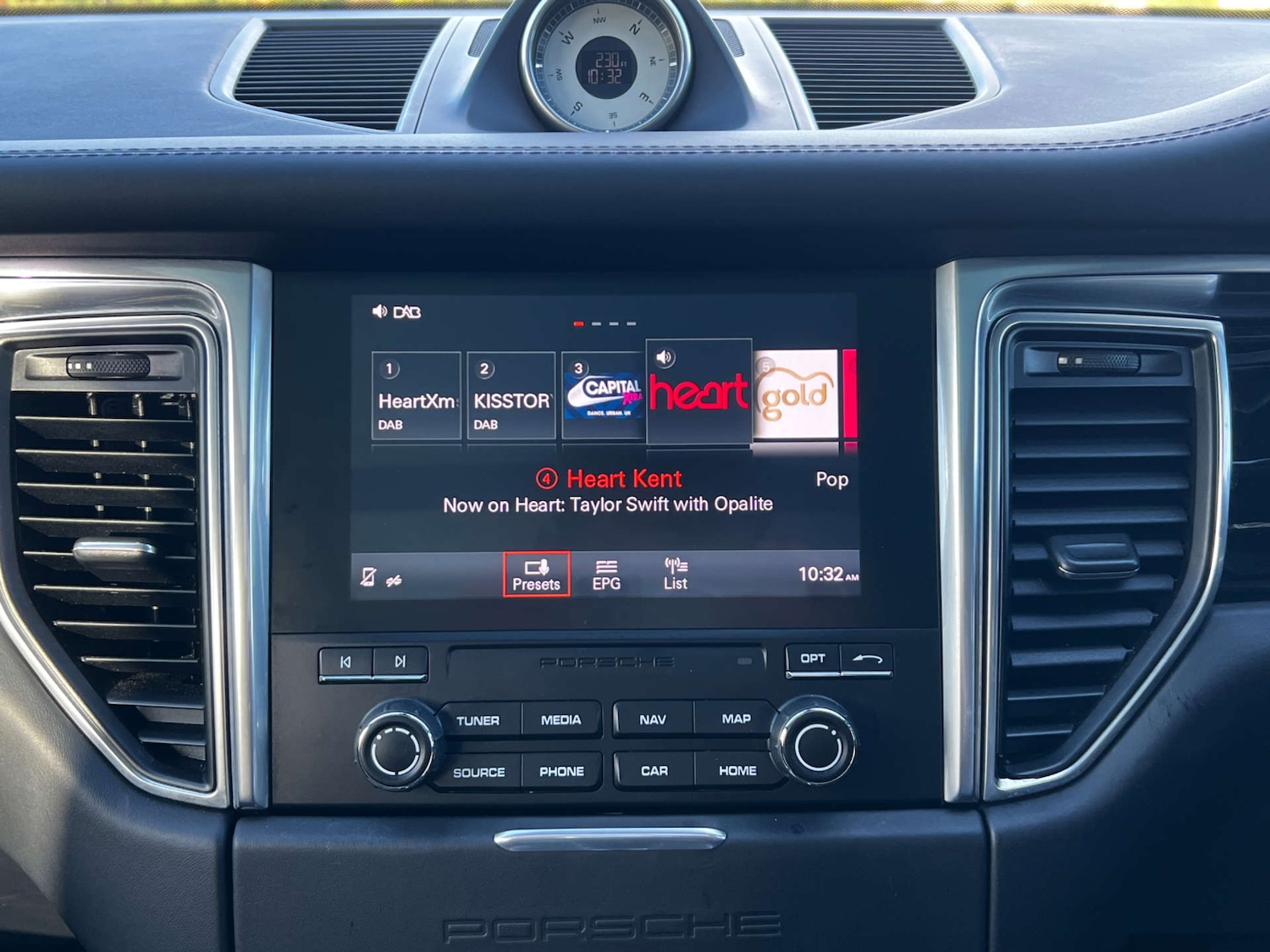 Used Porsche Macan 2017 for sale - 76686693: Photo 37