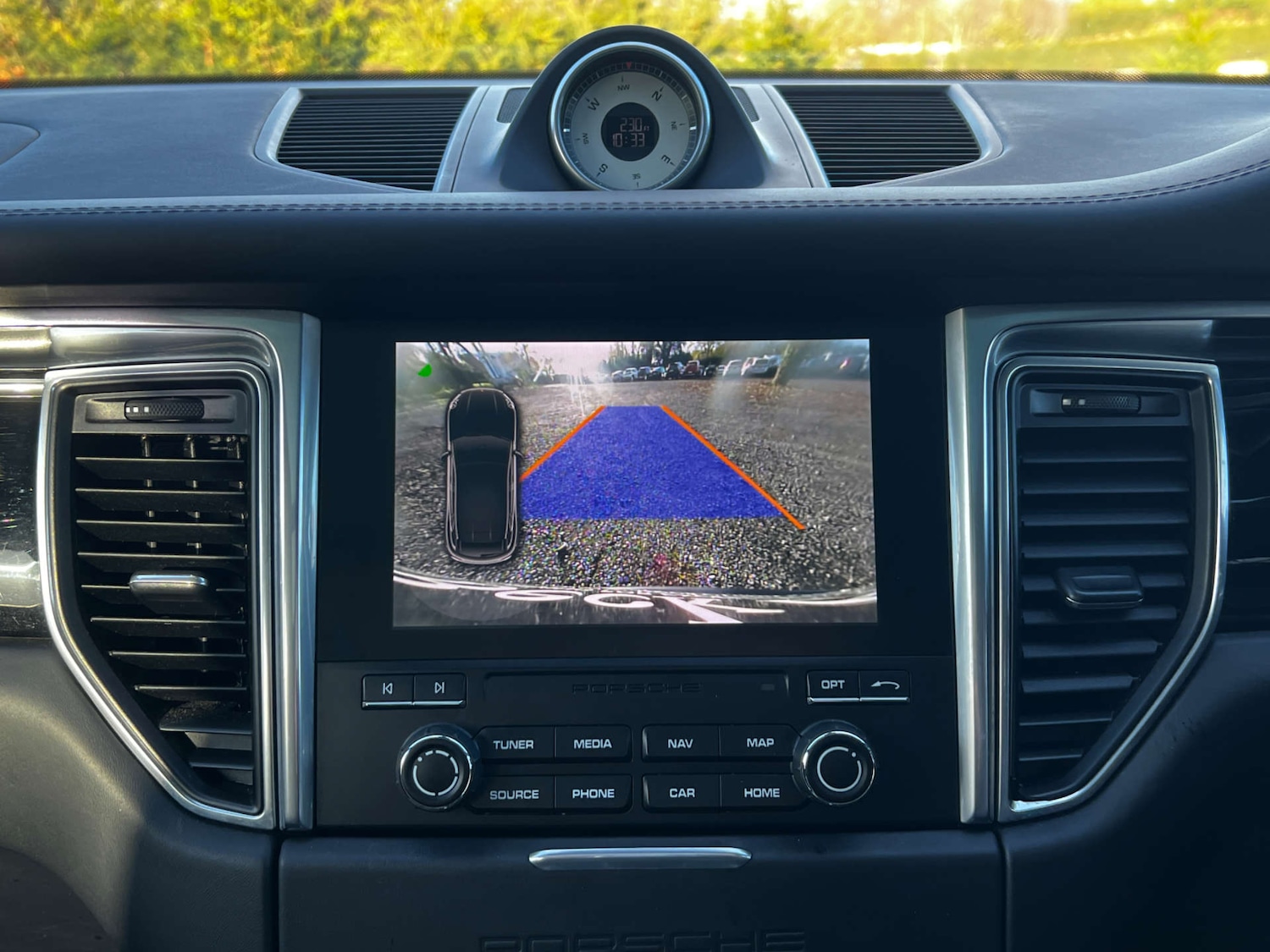 Used Porsche Macan 2017 for sale - 76686693: Photo 5