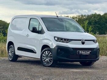 Used Citroen Berlingo 2024 for sale - 75273139: Photo