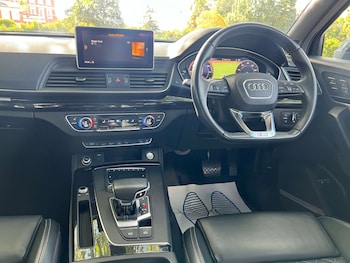 Used Audi Q5 2020 for sale - 79573102: Photo
