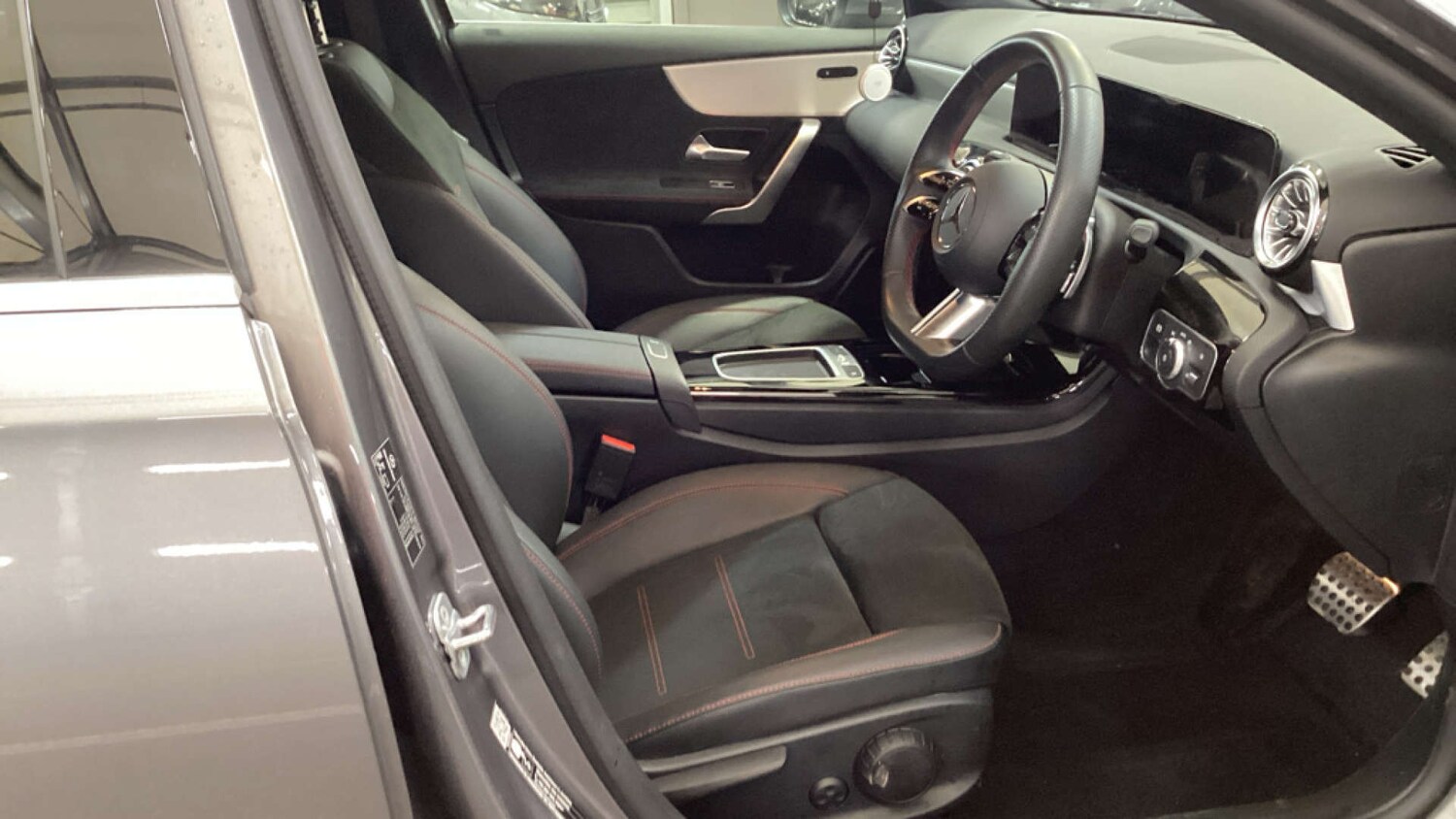 Used Mercedes-Benz A-Class 2023 for sale - 77964863: Photo 2