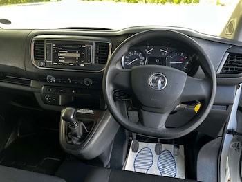 Used Vauxhall Vivaro 2023 for sale - 75711369: Photo