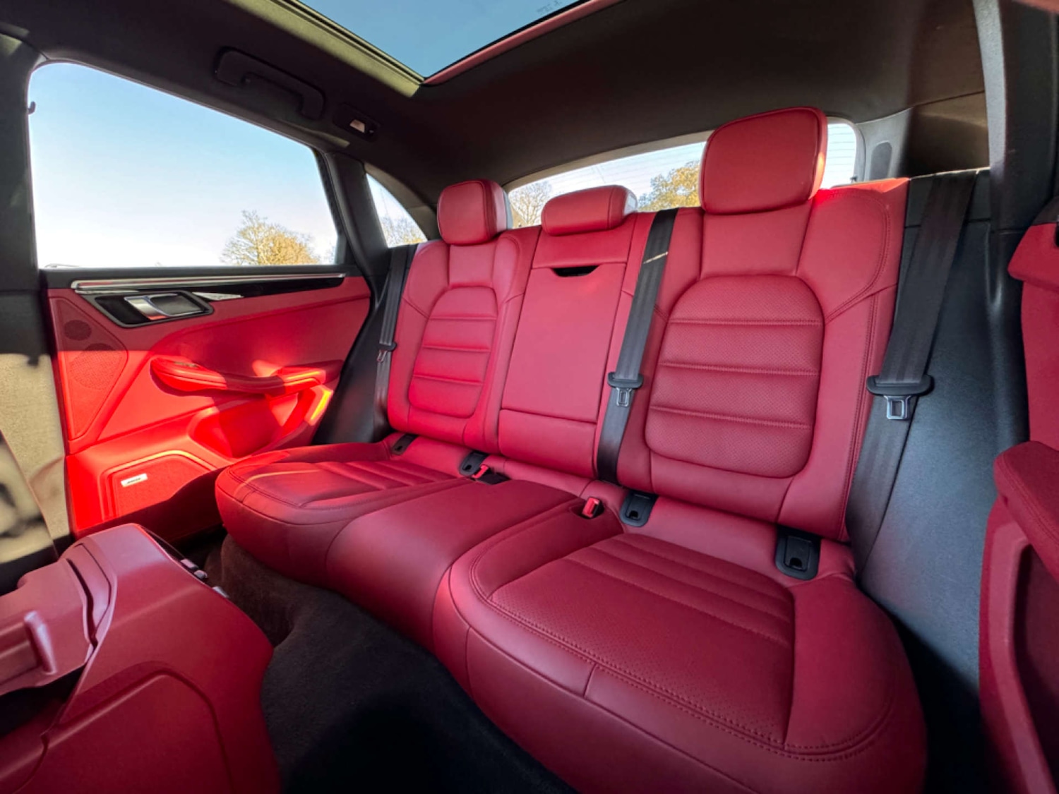 Used Porsche Macan 2021 for sale - 76277489: Photo 7