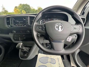 Used Vauxhall Vivaro 2022 for sale - 75254148: Photo