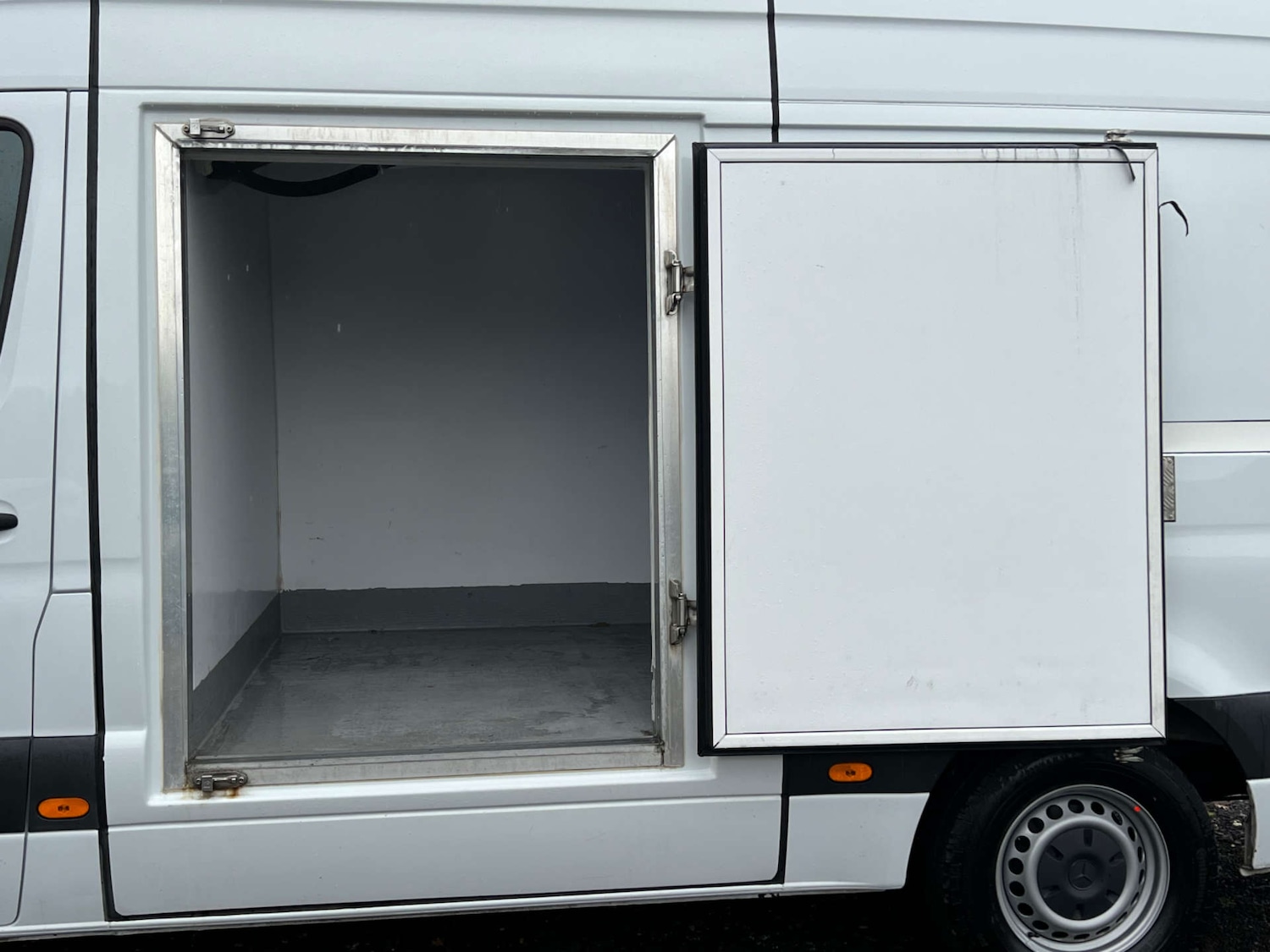 Used Mercedes-Benz Sprinter 2023 for sale - 76068180: Photo 16