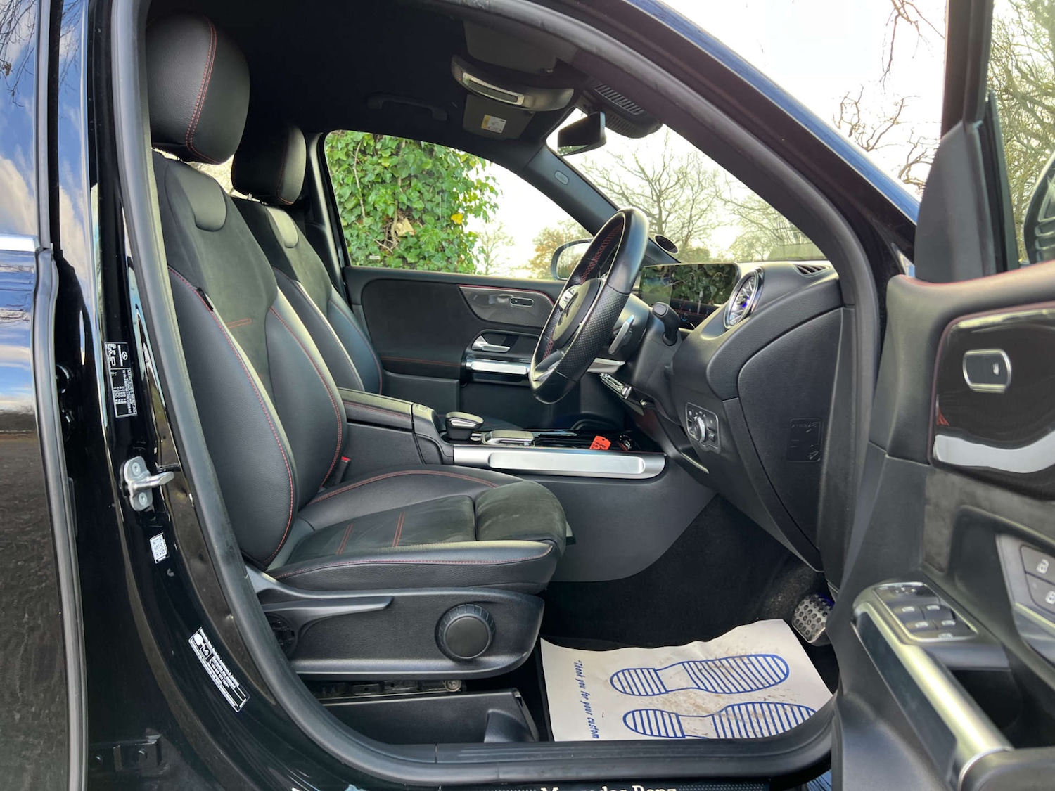 Used Mercedes-Benz GLB 2023 for sale - 77026749: Photo 35