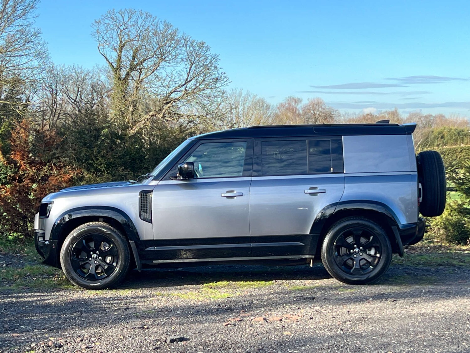 Used Land Rover Defender 2023 for sale - 77393342: Photo 13