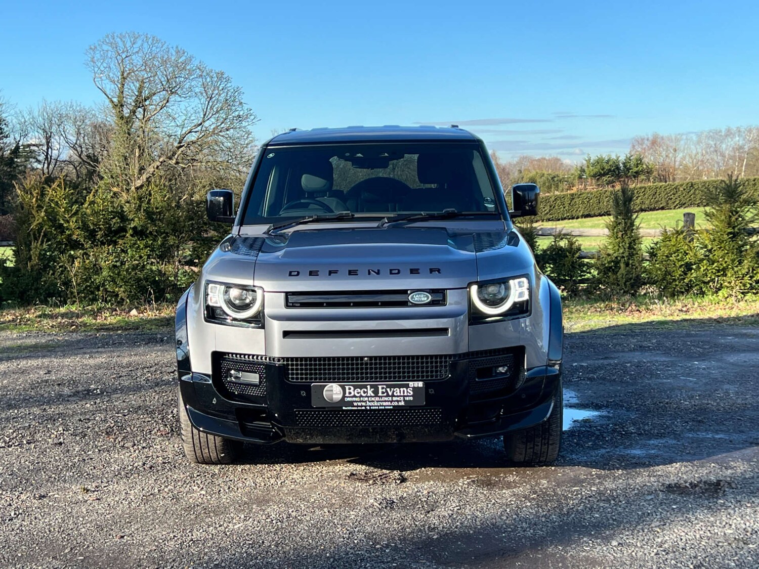 Used Land Rover Defender 2023 for sale - 77393342: Photo 2