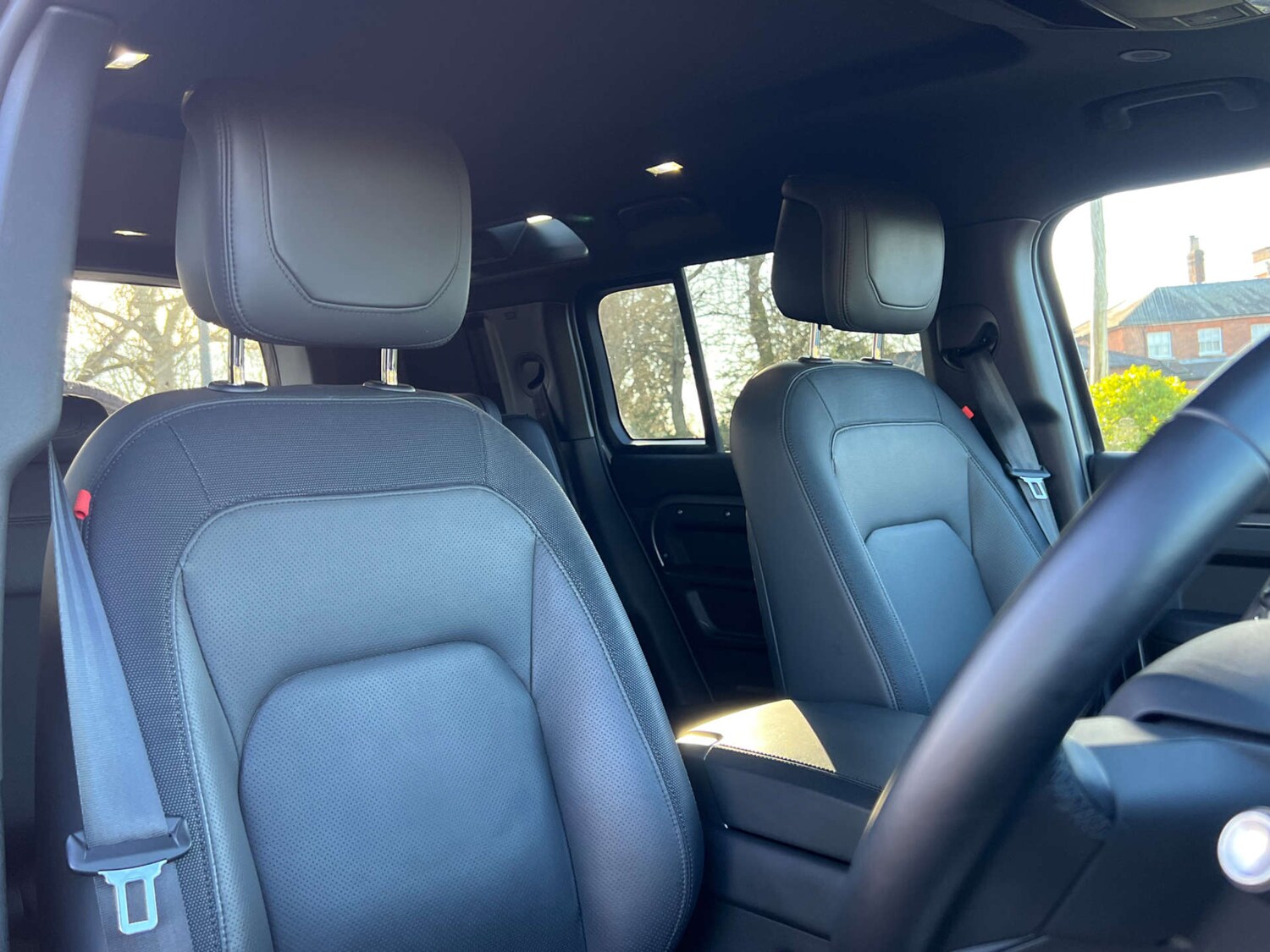 Used Land Rover Defender 2023 for sale - 77393342: Photo 20