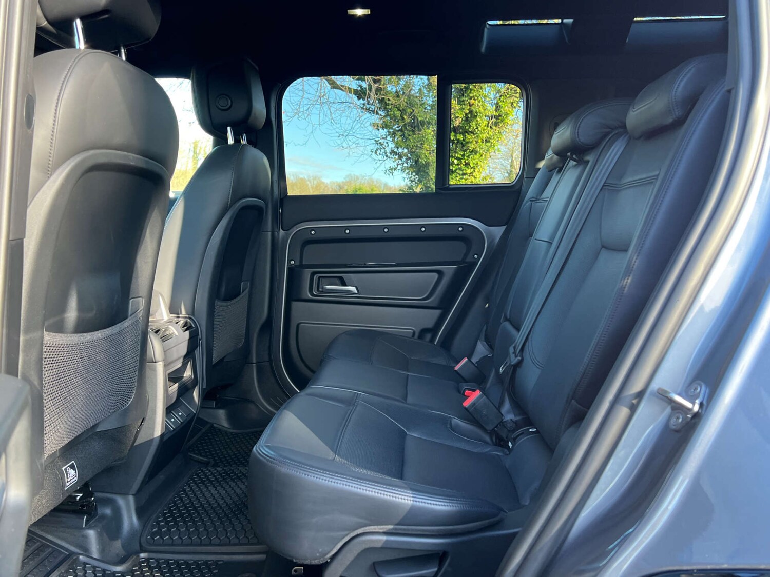 Used Land Rover Defender 2023 for sale - 77393342: Photo 25