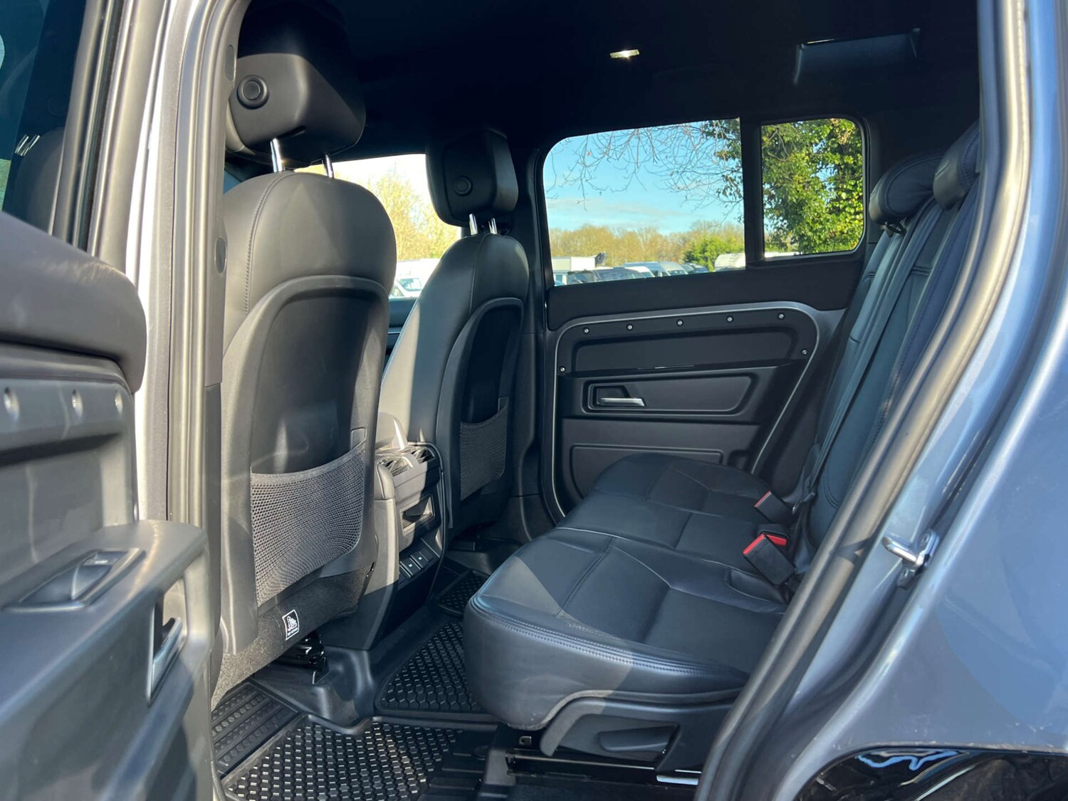 Used Land Rover Defender 2023 for sale - 77393342: Photo 26