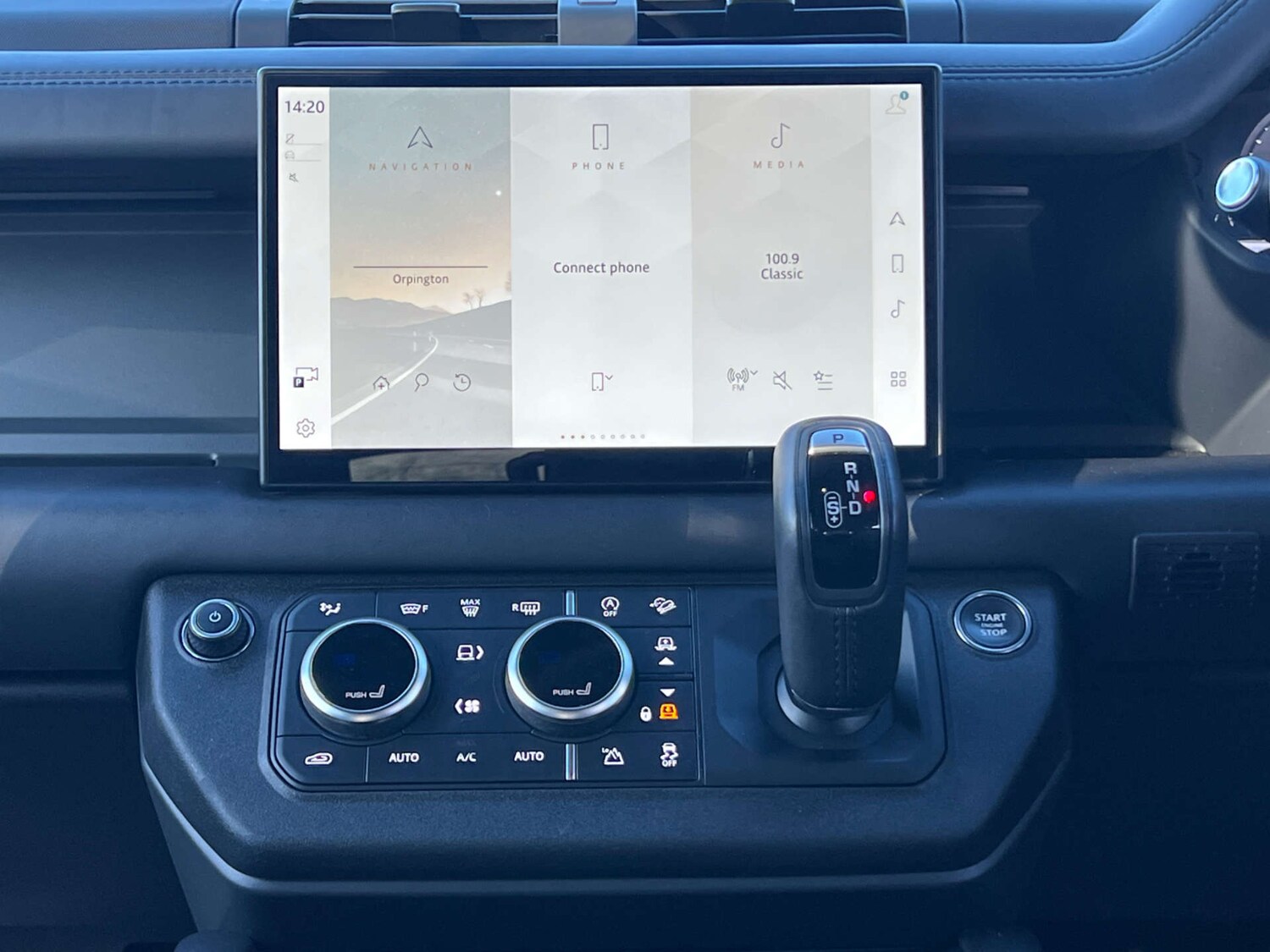 Used Land Rover Defender 2023 for sale - 77393342: Photo 37