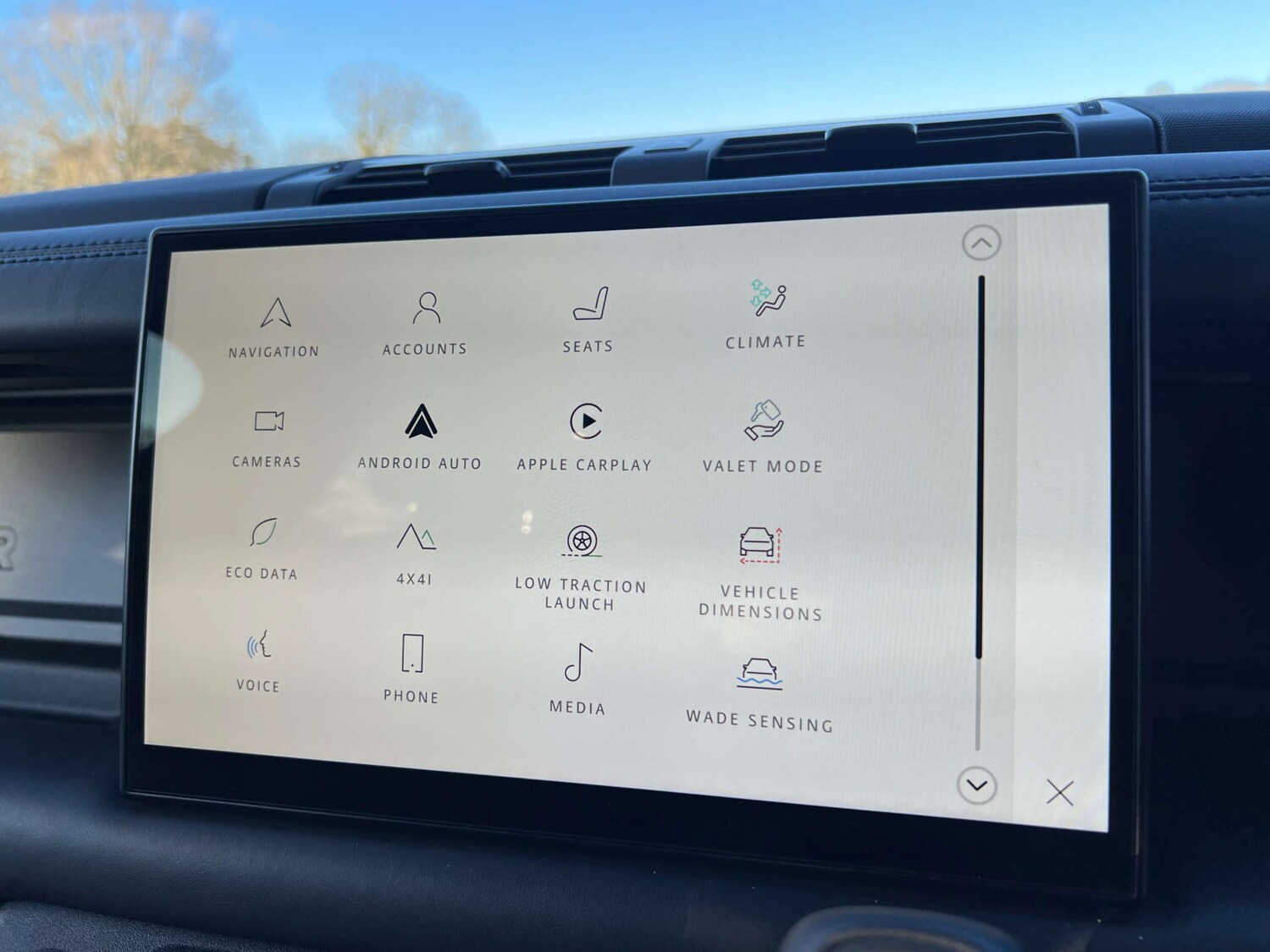 Used Land Rover Defender 2023 for sale - 77393342: Photo 42