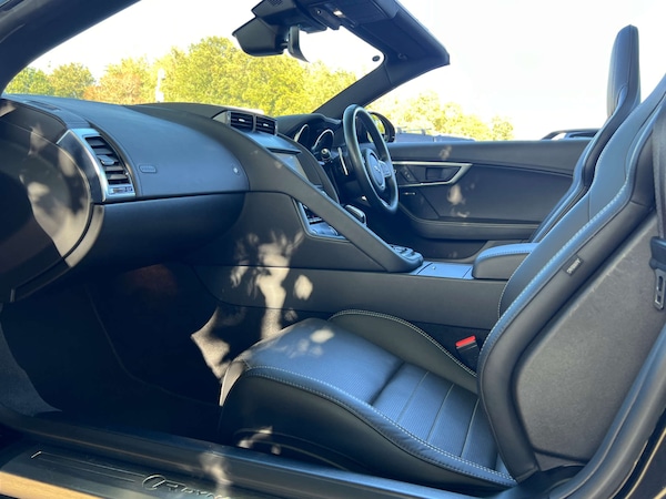 Used Jaguar F-Type 2020 for sale - 76277603: Photo 28