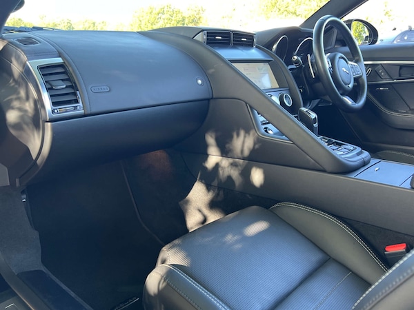 Used Jaguar F-Type 2020 for sale - 76277603: Photo 34