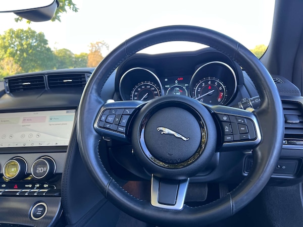 Used Jaguar F-Type 2020 for sale - 76277603: Photo 44