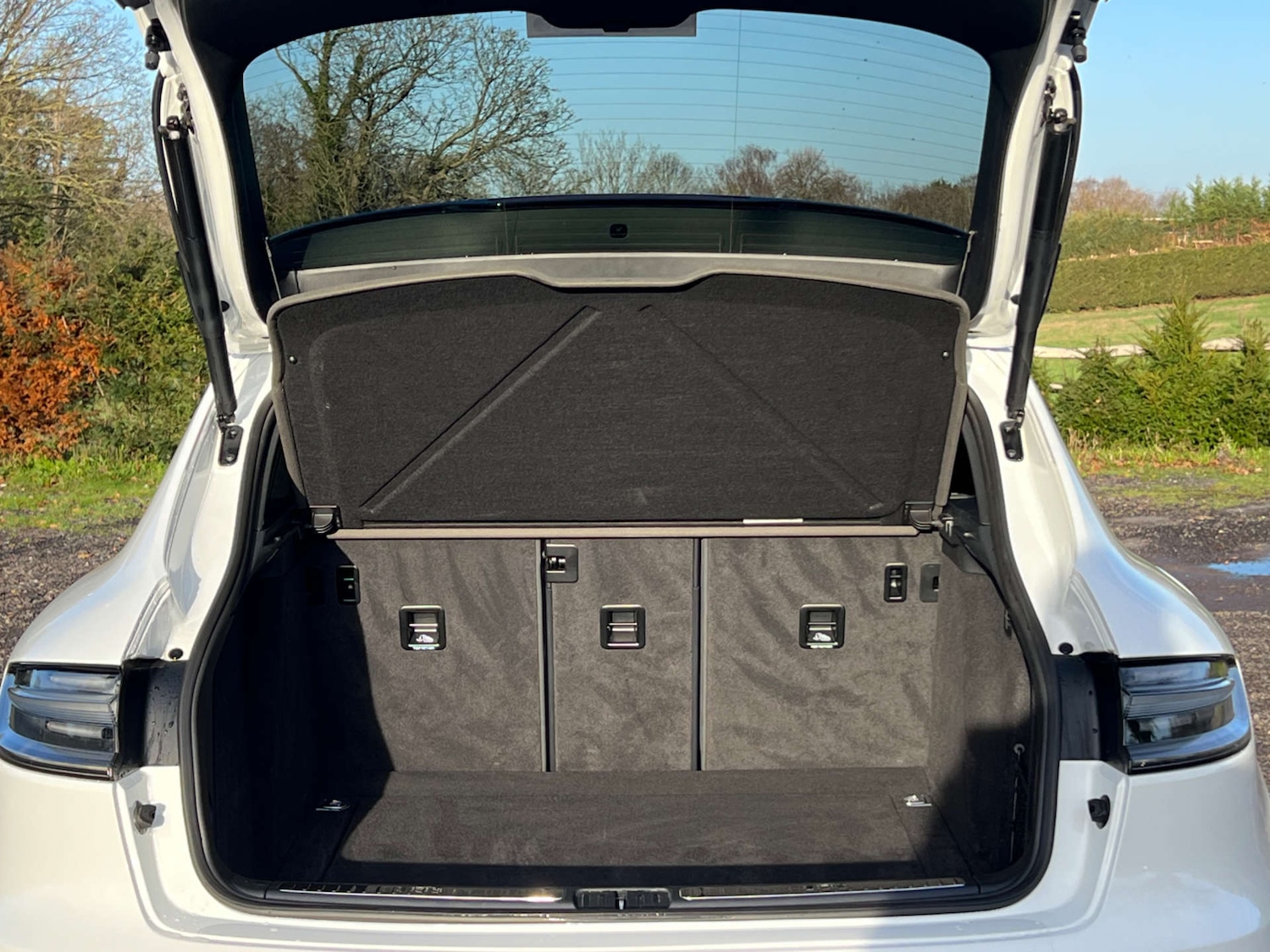 Used Porsche Macan 2020 for sale - 77383419: Photo 14