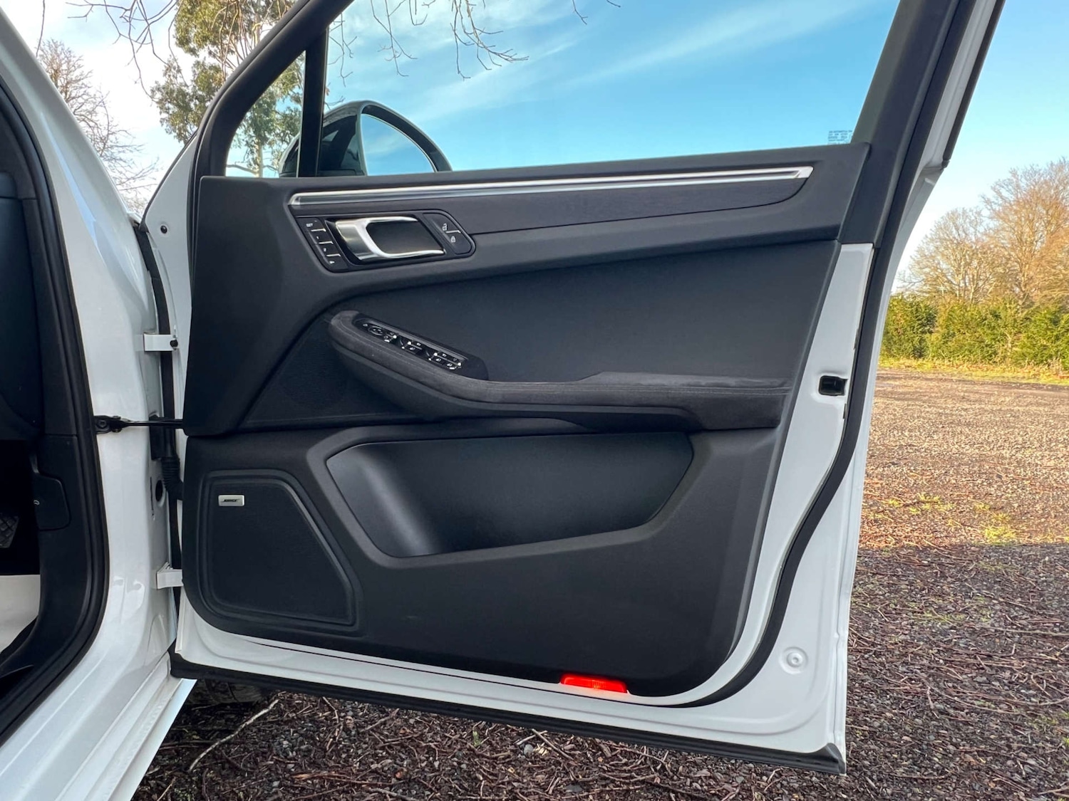 Used Porsche Macan 2020 for sale - 77383419: Photo 26