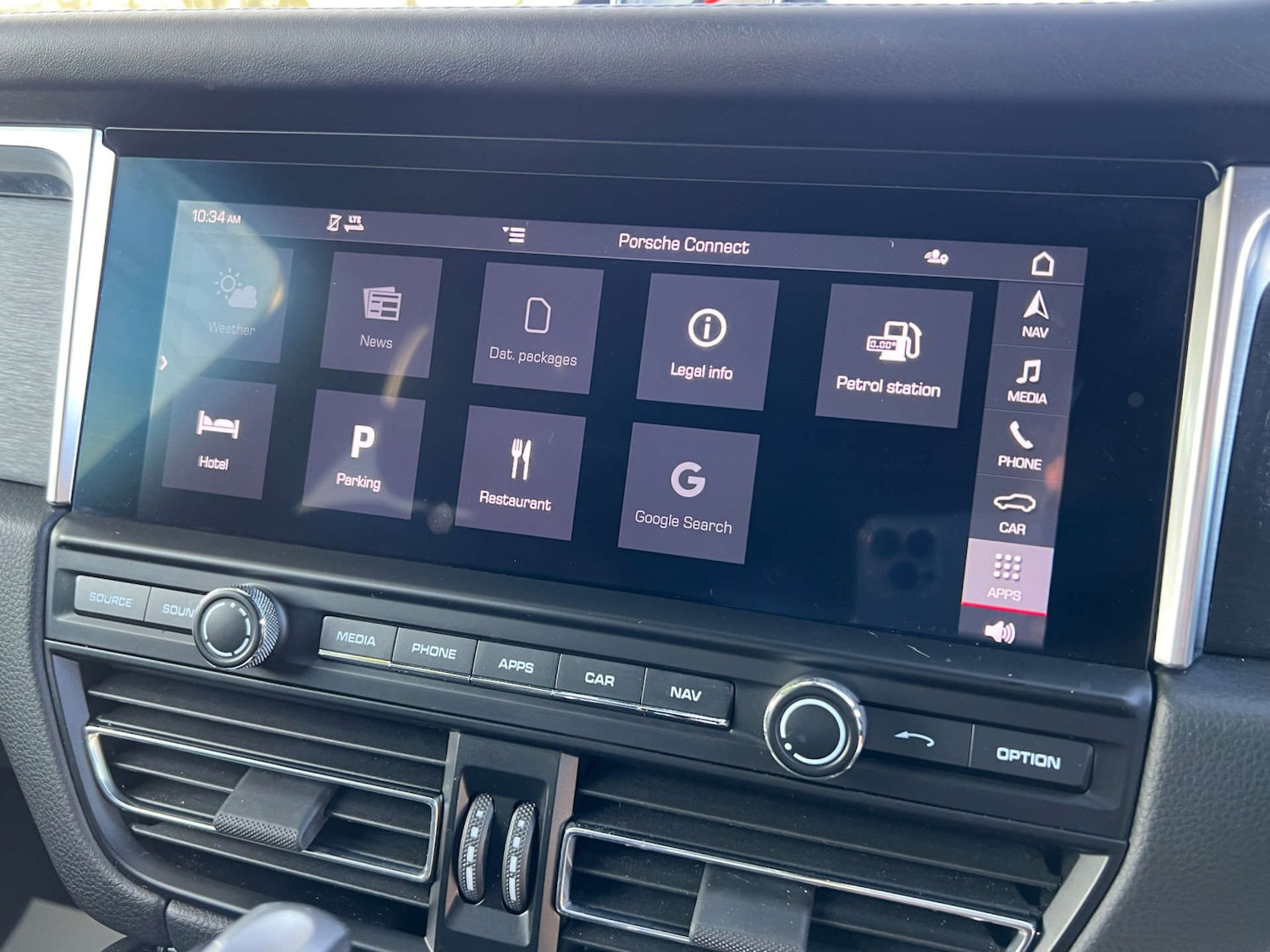 Used Porsche Macan 2020 for sale - 77383419: Photo 48