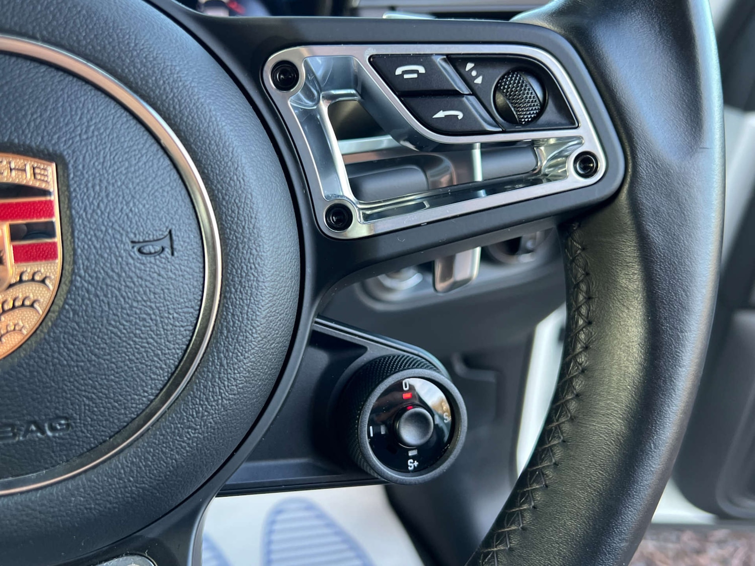 Used Porsche Macan 2020 for sale - 77383419: Photo 53