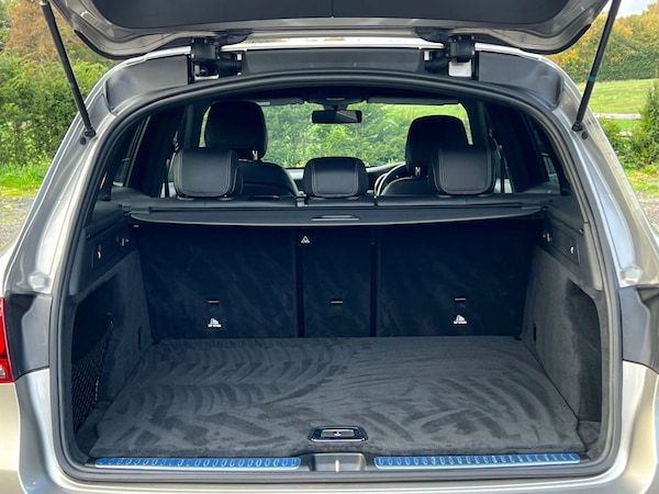 Used Mercedes-Benz GLC 2019 for sale - 76206210: Photo 14