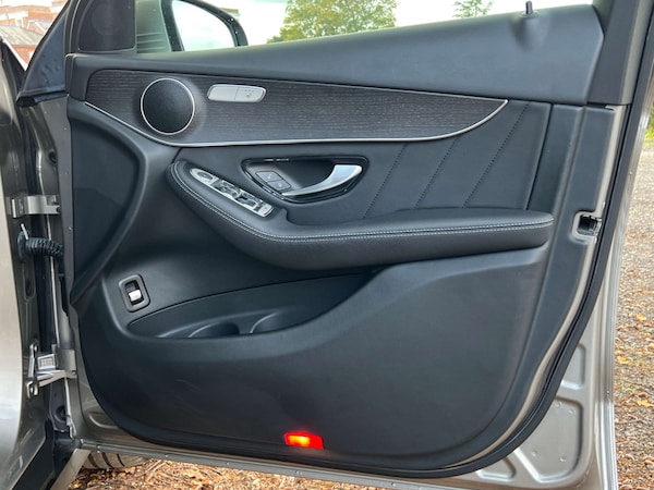 Used Mercedes-Benz GLC 2019 for sale - 76206210: Photo 20